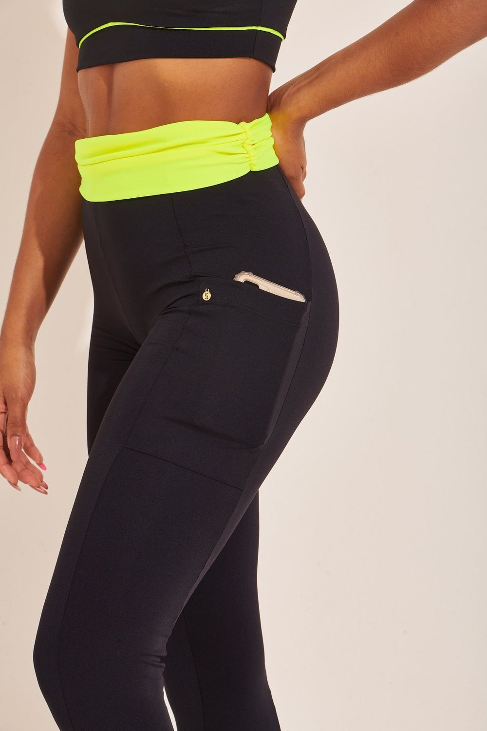 Legging Kelly Preto e Amarelo Neon - Jungle Society